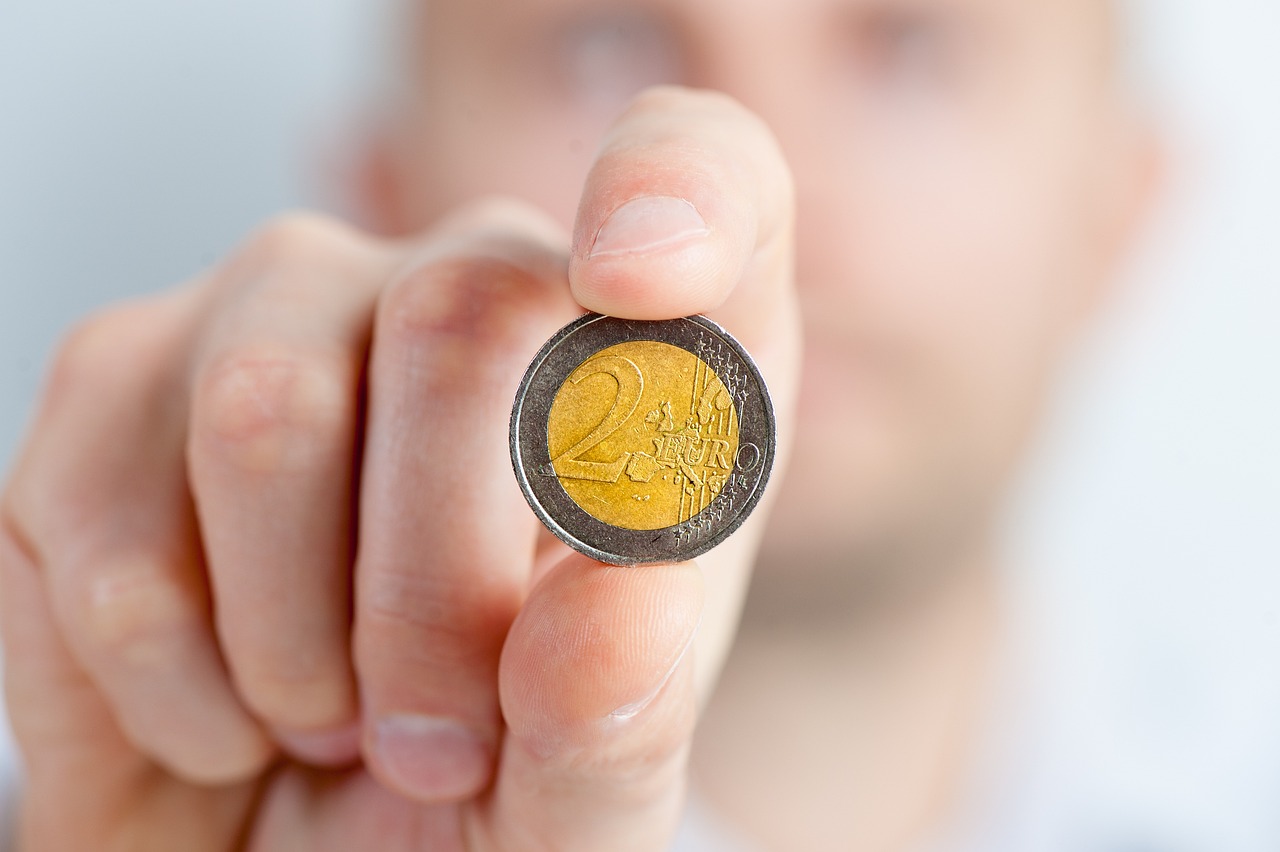 央行监管改革重塑金融生态，助力经济高质量发展新动态
